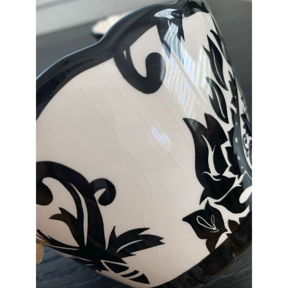 Set of 4 – 222 Fifth Black & White Damask Cereal / Soup Bowls - Picture 7 of 9